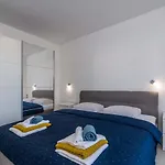 Villa Marino *
